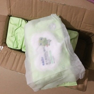 Karikatür Tarzı Organik Hassas Cilt Bebek Islak Mendilleri Özel Paketlenmiş 1 ila 100 adet