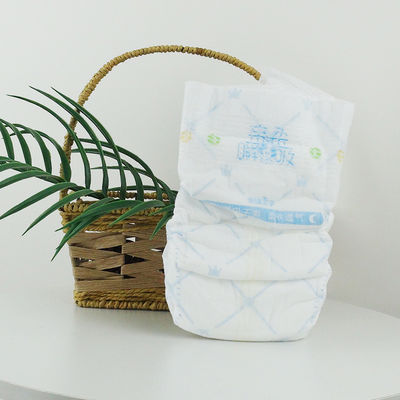 Nonwoven Kumaşlar 4 Kalite Dereceli Bebek Bezi Bebek Bezini Çekiyor