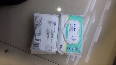 Özelleştirilmiş Özel Etiket Kokusuz Bambu Doğal Kumaş Biyobozunur Bebek Su Mendilleri