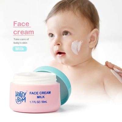 Nazik Ve Besleyici Malzeme Nemlendirici Bebek Banyo Hediye Setleri Çilek